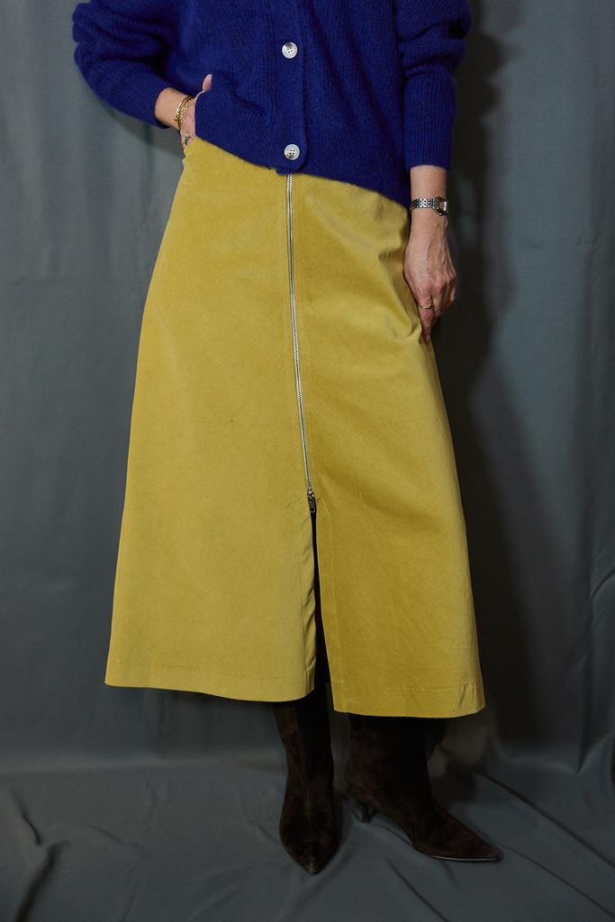 Юбка миди из вельвета горчичная