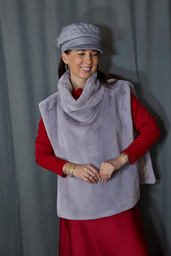 Манишка из экомеха серая