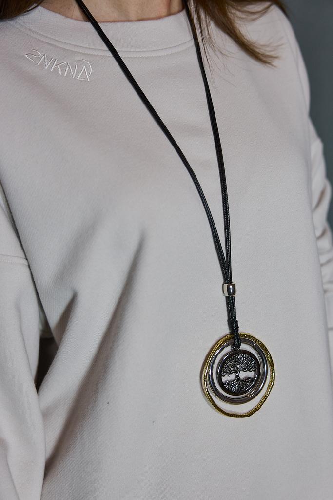 Украшение  на шею длинное с  кругом  три металла