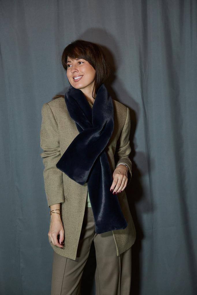 Шарф из экомеха серо-синий