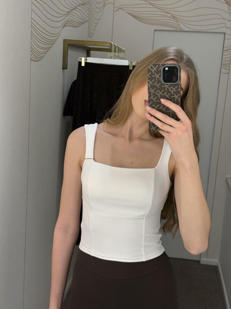 Топ спортивный молочный