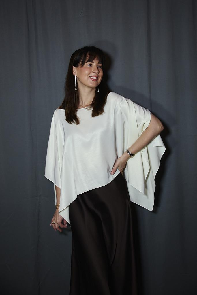 Топ-кейп из вискозы  молочный