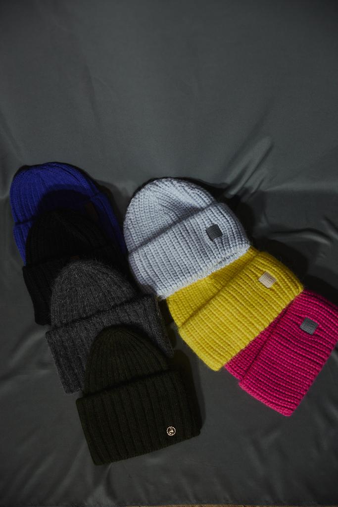 Шапка вязаная