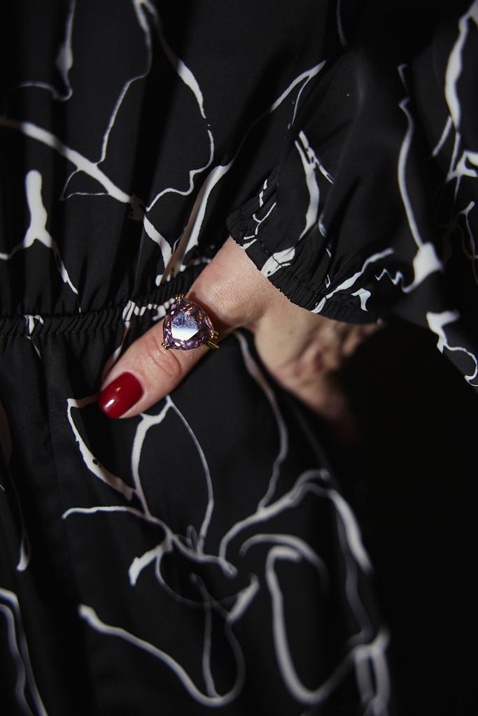 Кольца с камнем   с регулировкой размера