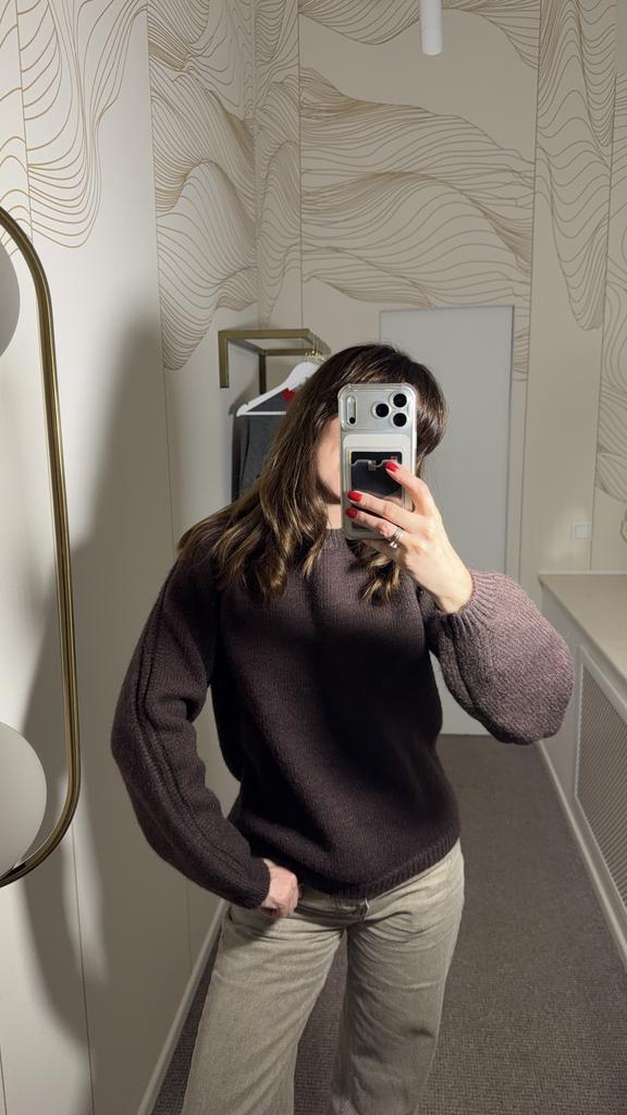 Джемпер шоколадный  шерстяной