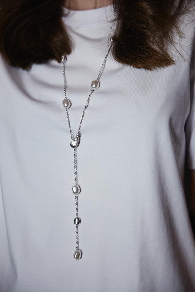 Украшение серебристое  двойное с жемчужинами