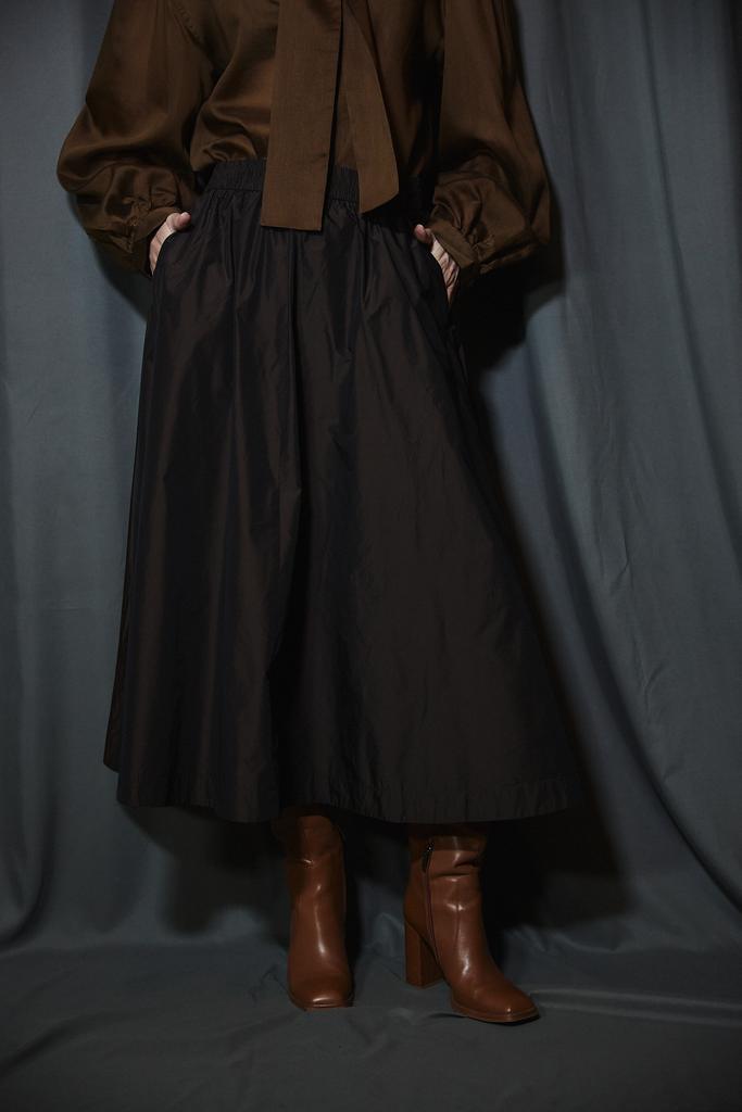 Юбка из плащевой ткани шоколадная