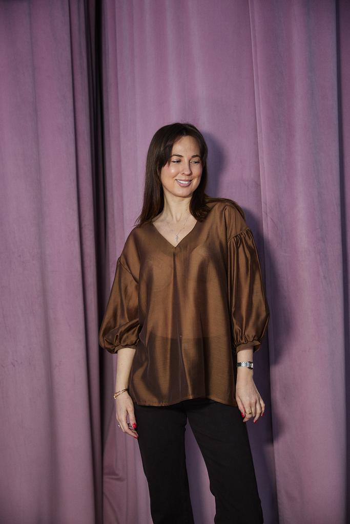 Блуза шоколадная со съемным поясом