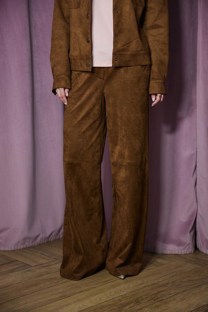 Брюки из экозамши