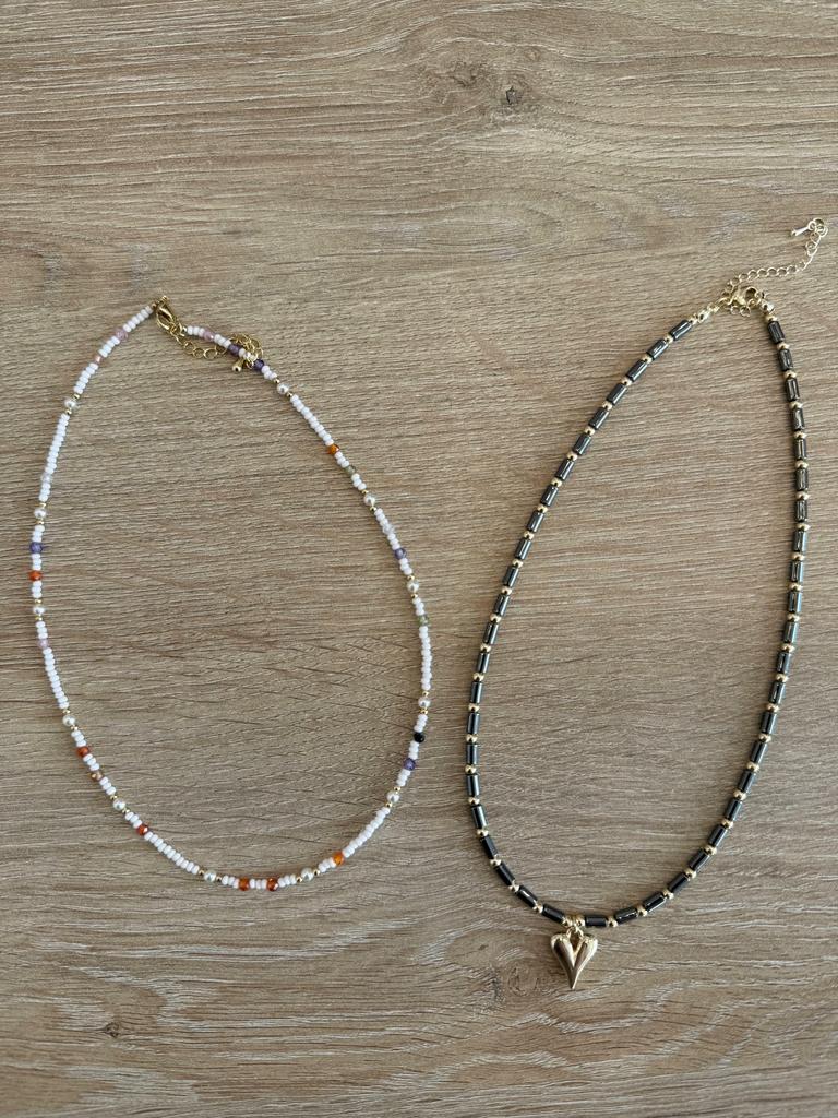 Украшение  чокер из бисера