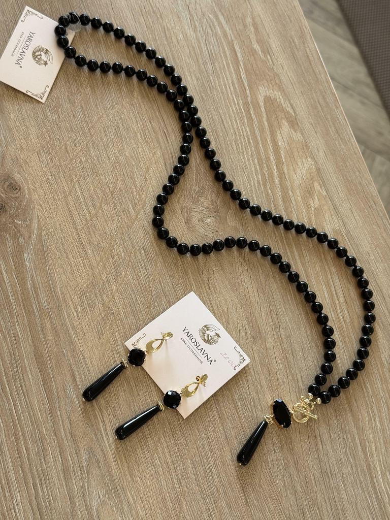 Украшение  из натуральных камней