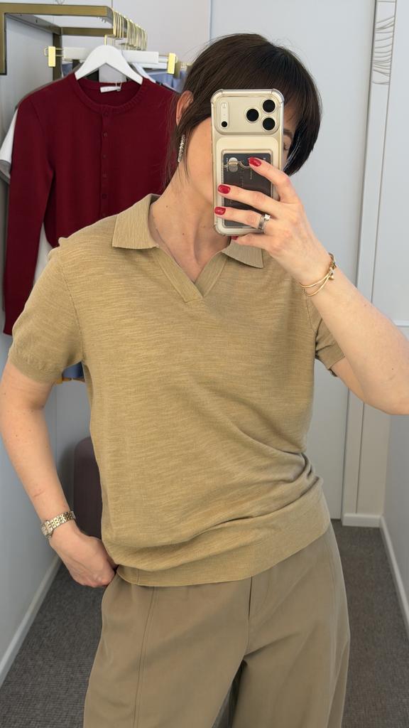 Футболка-поло бежевого  цвета  из  мужской коллекции