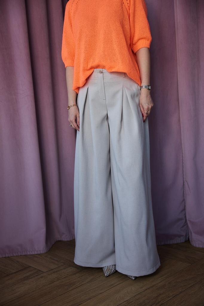 Брюки из хлопка с защипами