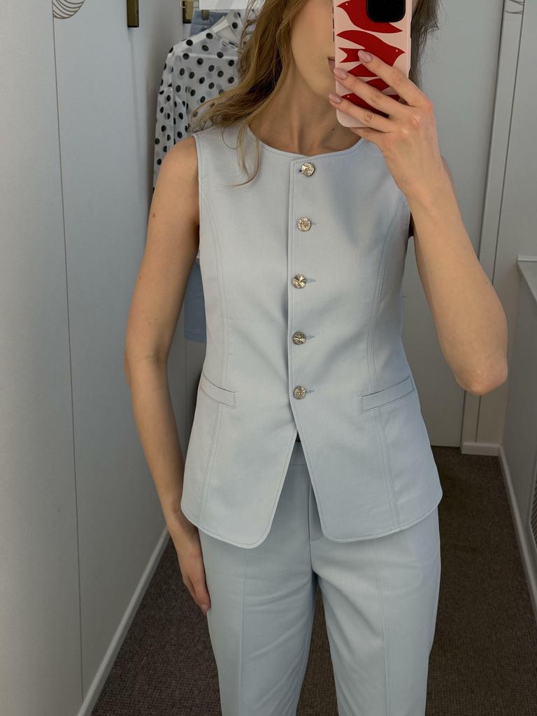 Жилет костюмный под джинсу голубой