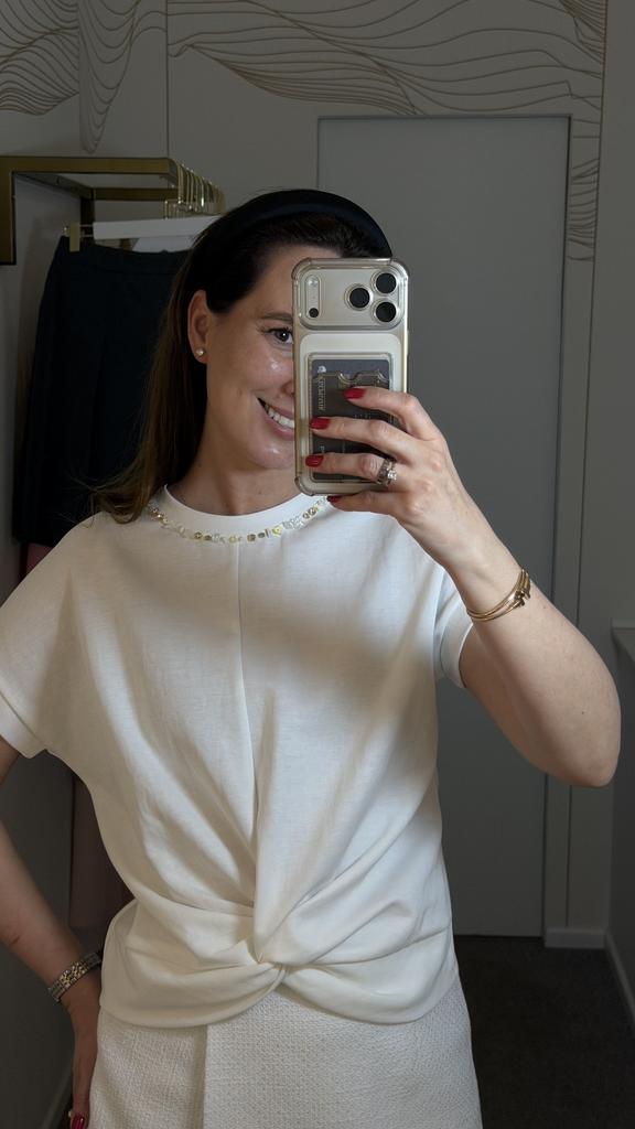 Футболка  в кроп длине белая