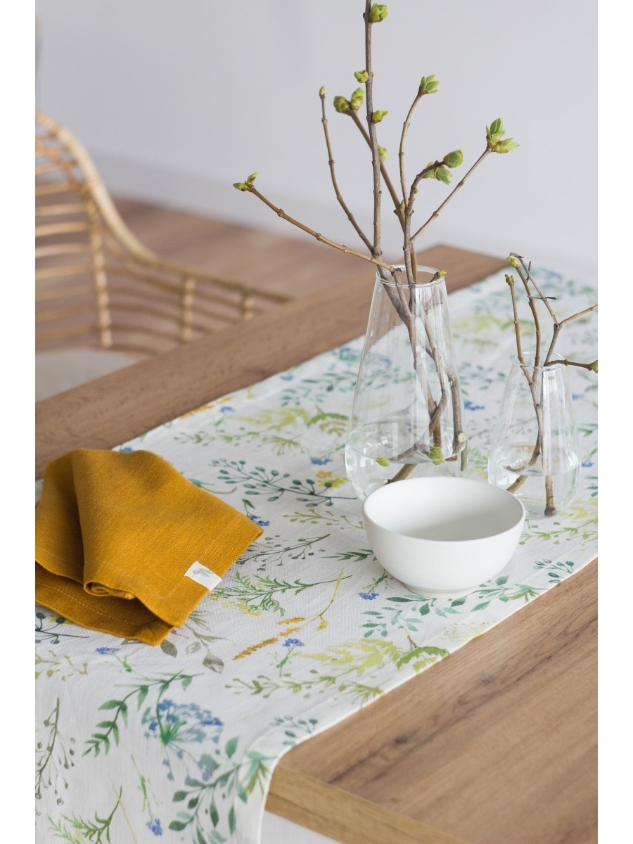 Набор столового текстиля с салфетками  Горчичные и дорожкой с принтом Трава