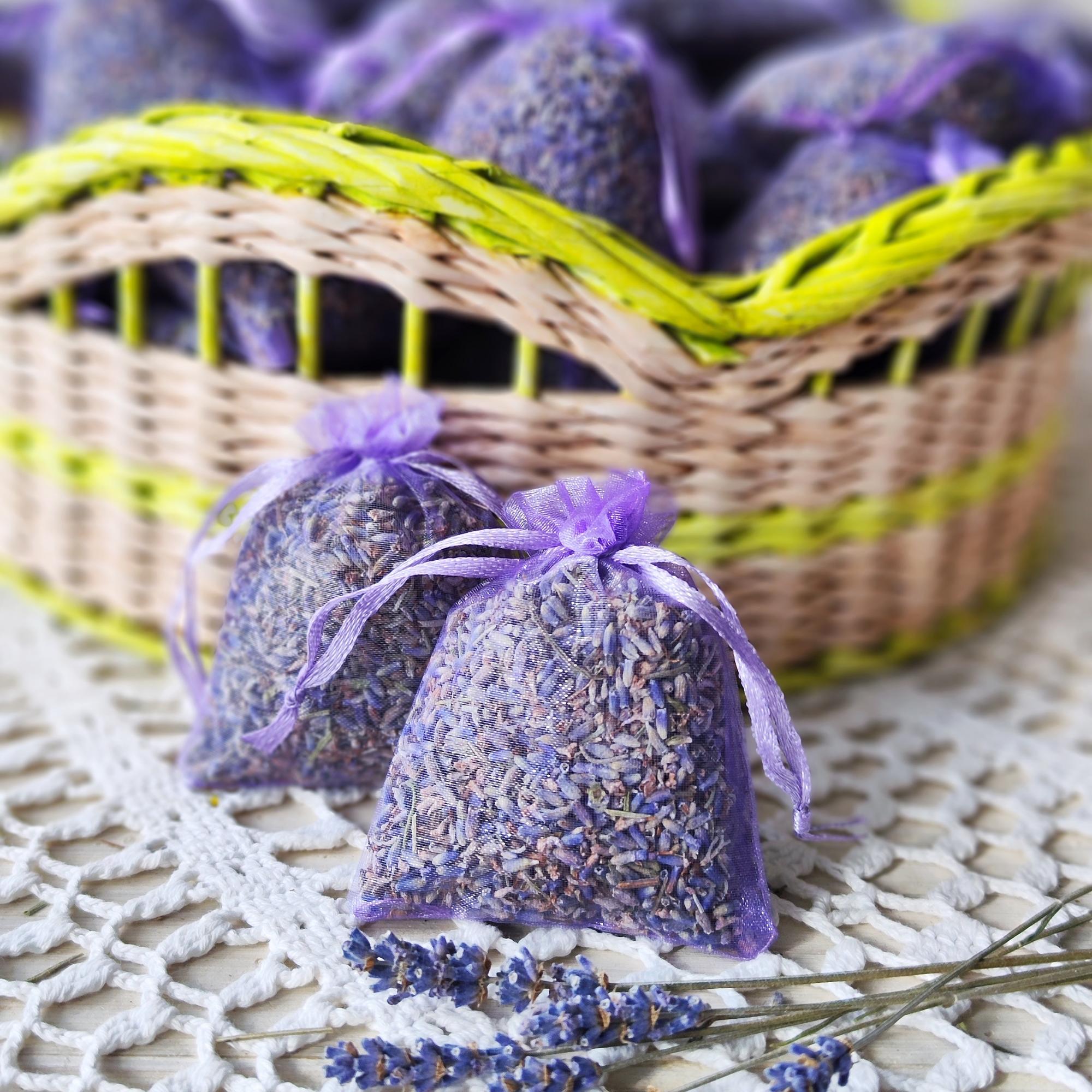 Нәзік ауызша сипалау Егде жастағы әйелдермен жыныстық қатынас