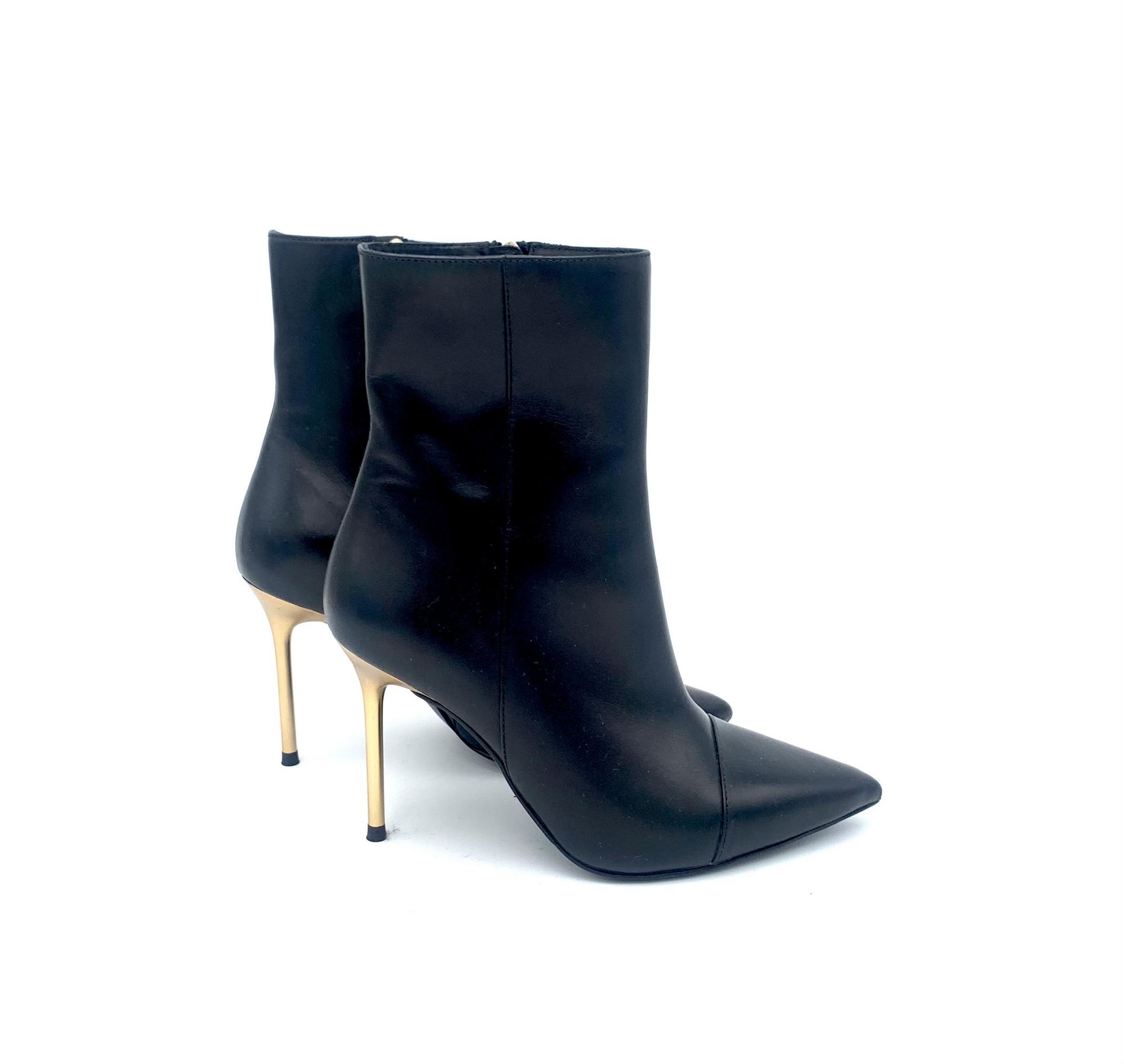 Ботильоны ARIES