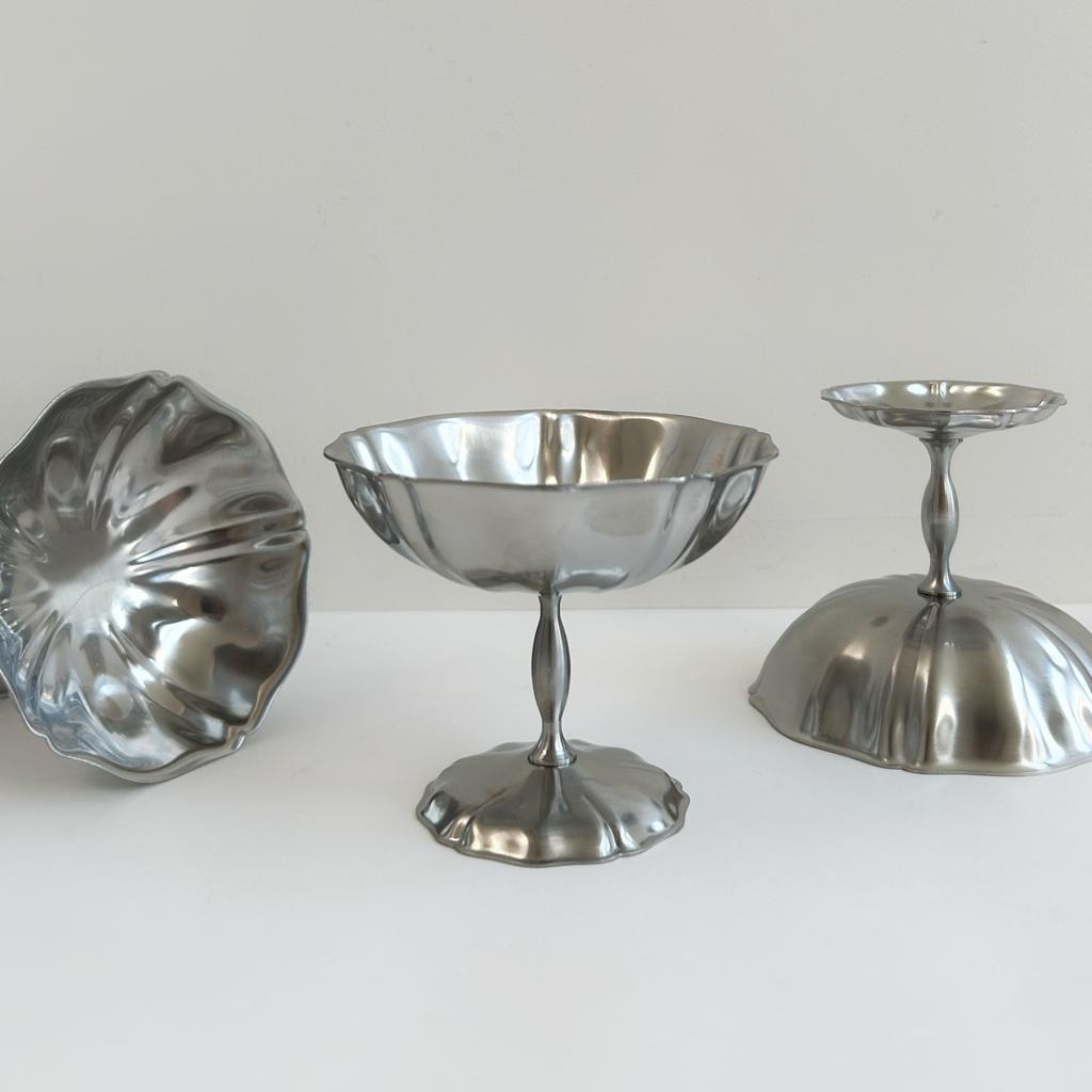 Креманка из стали, Франция