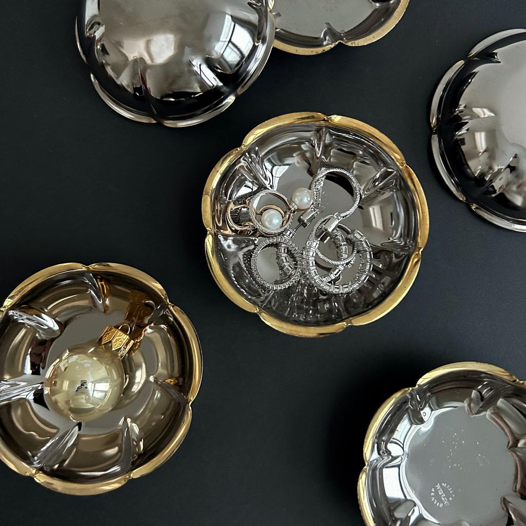 Розетка серебрение