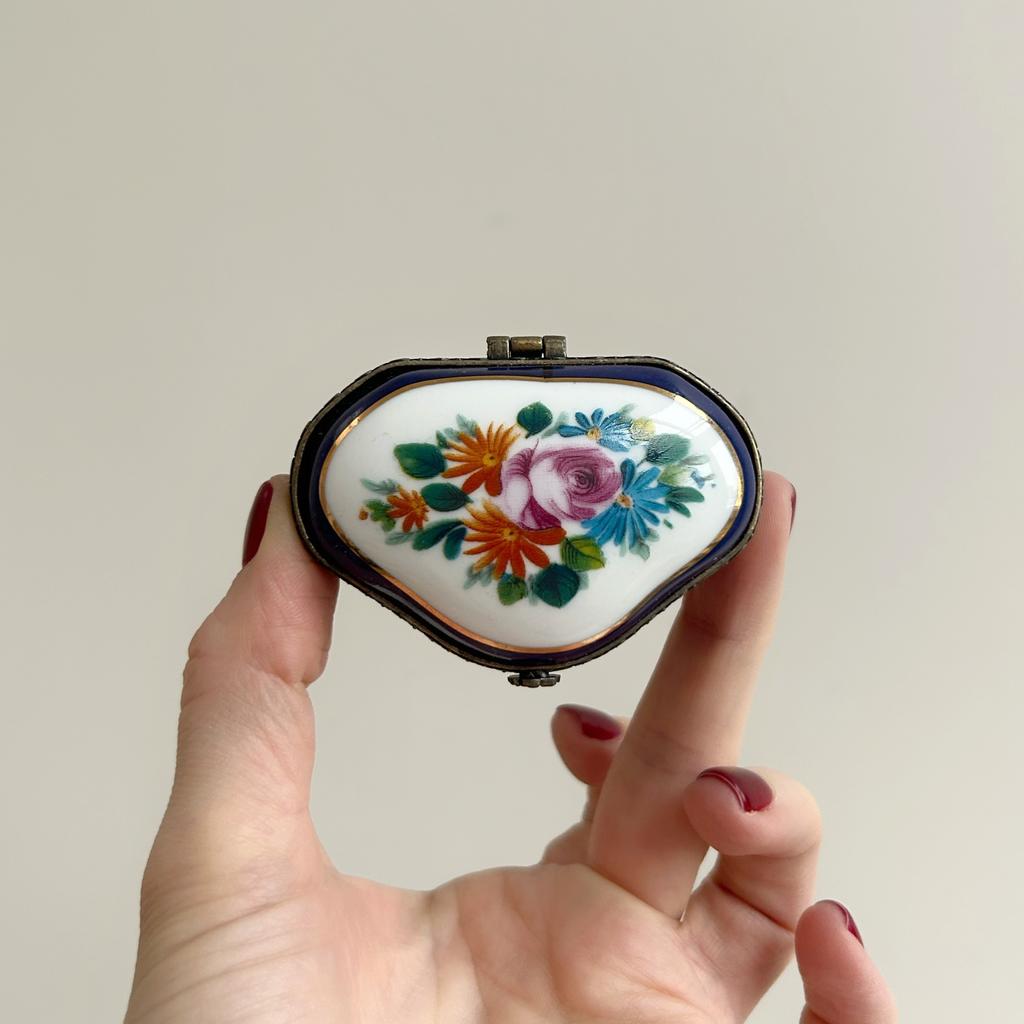 Шкатулка/пилюльница с цветком, синяя