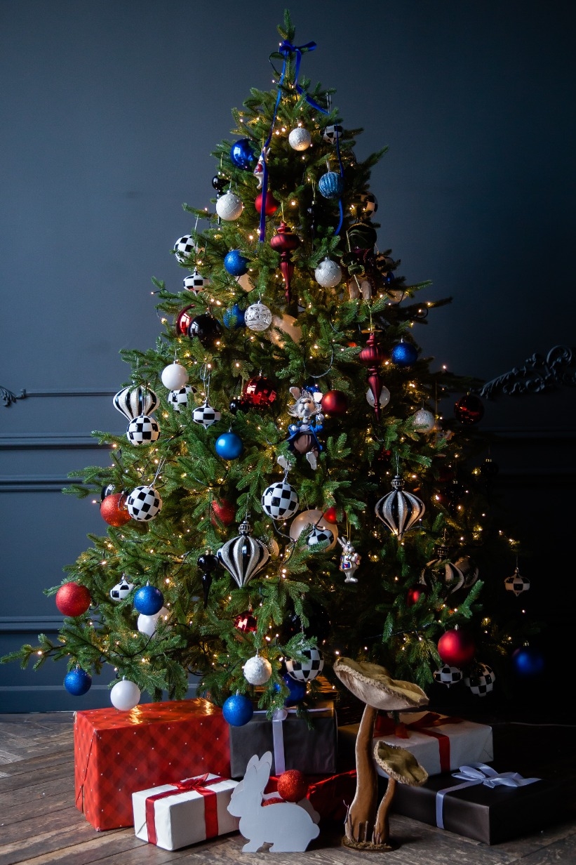 Ёлка "Алиса"