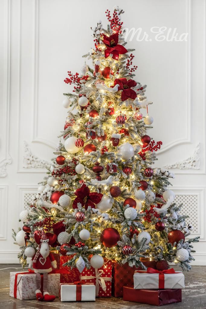 Ёлка "Ягоды на снегу"