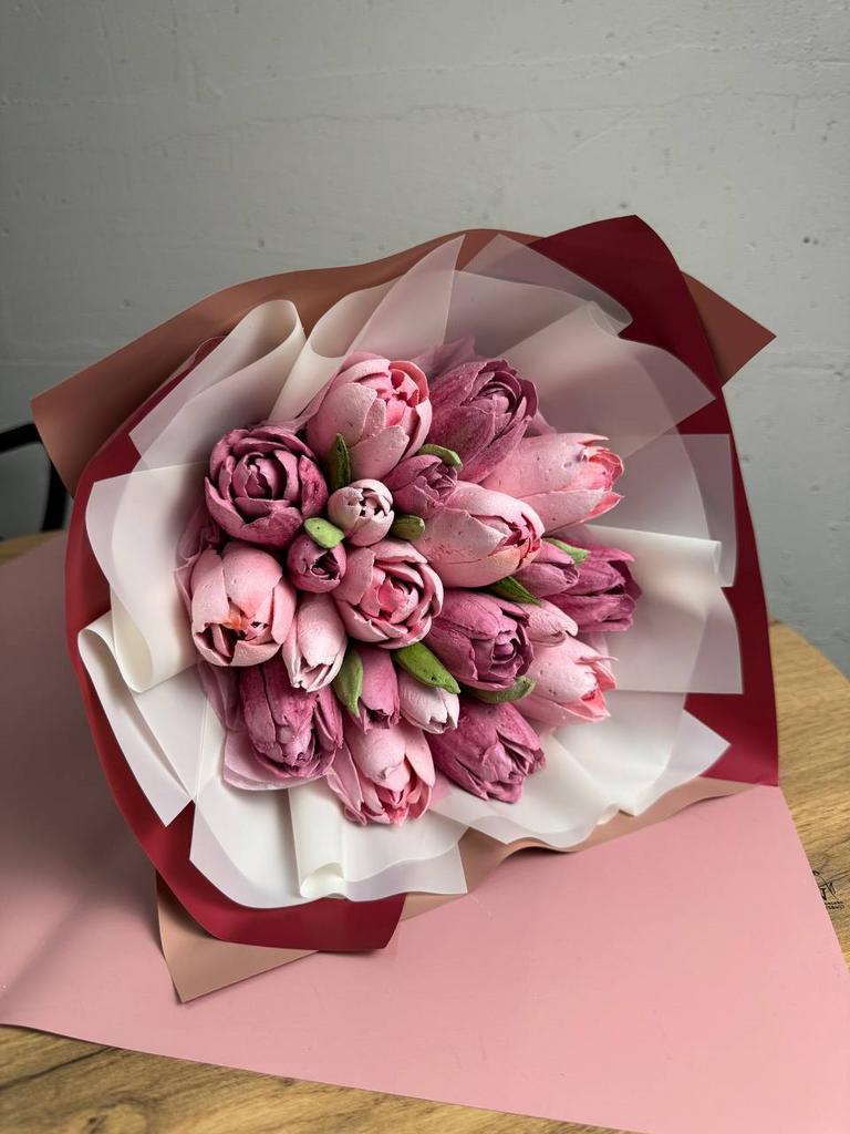 Новинка! Микс фиолетовых и розовых тюльпанов