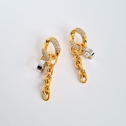 Биколорные серьги звенья с кристаллами и цепочкой