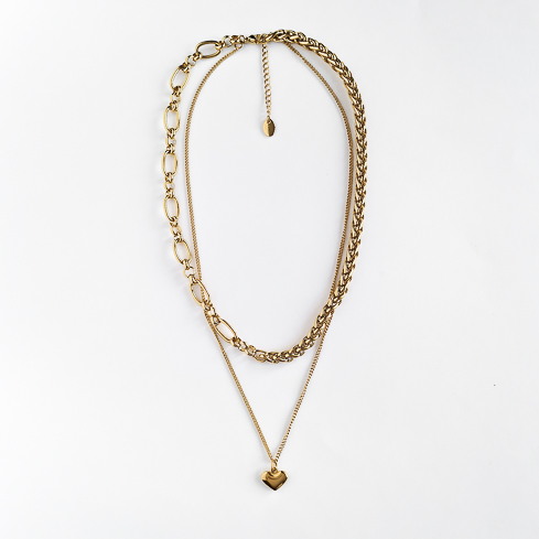 Подвеска ELINICE с сердечком и цепями разного плетения в золоте