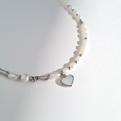 Чокер ELINICE из натурального жемчуга с перламутровым сердечком