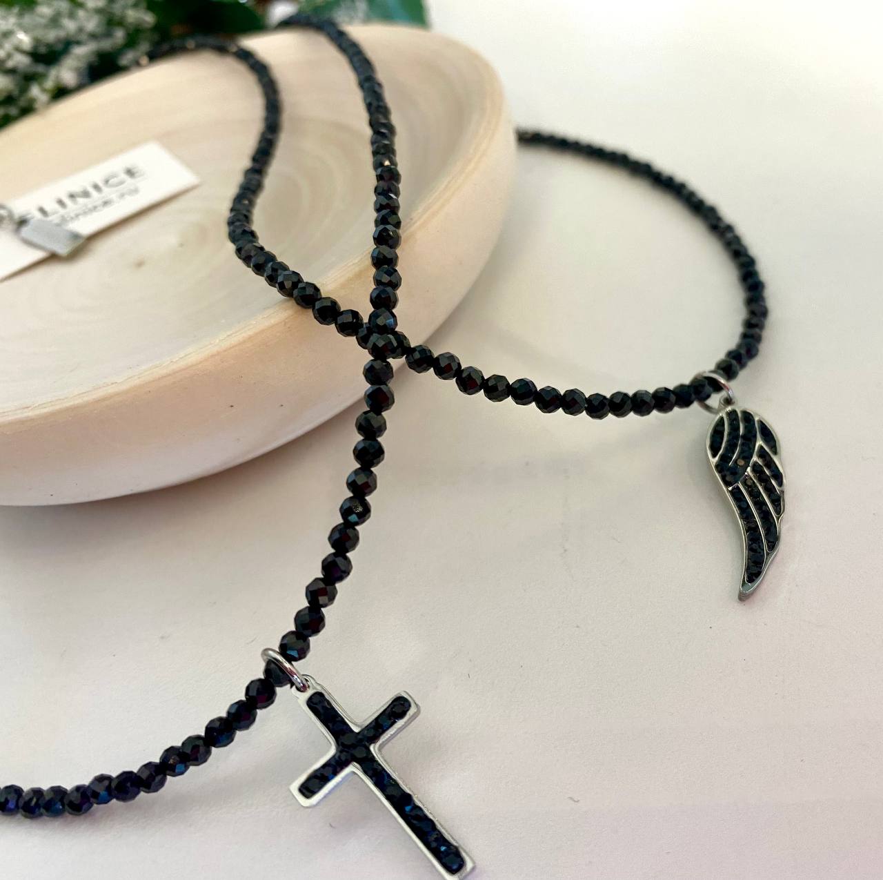 Чокер ELINICE из черной шпинели Freedom