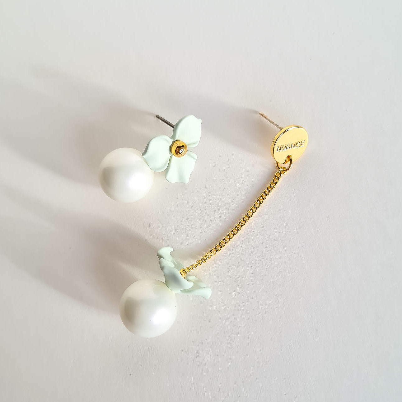 Серьги NUANCE мятные цветочки с жемчужинками