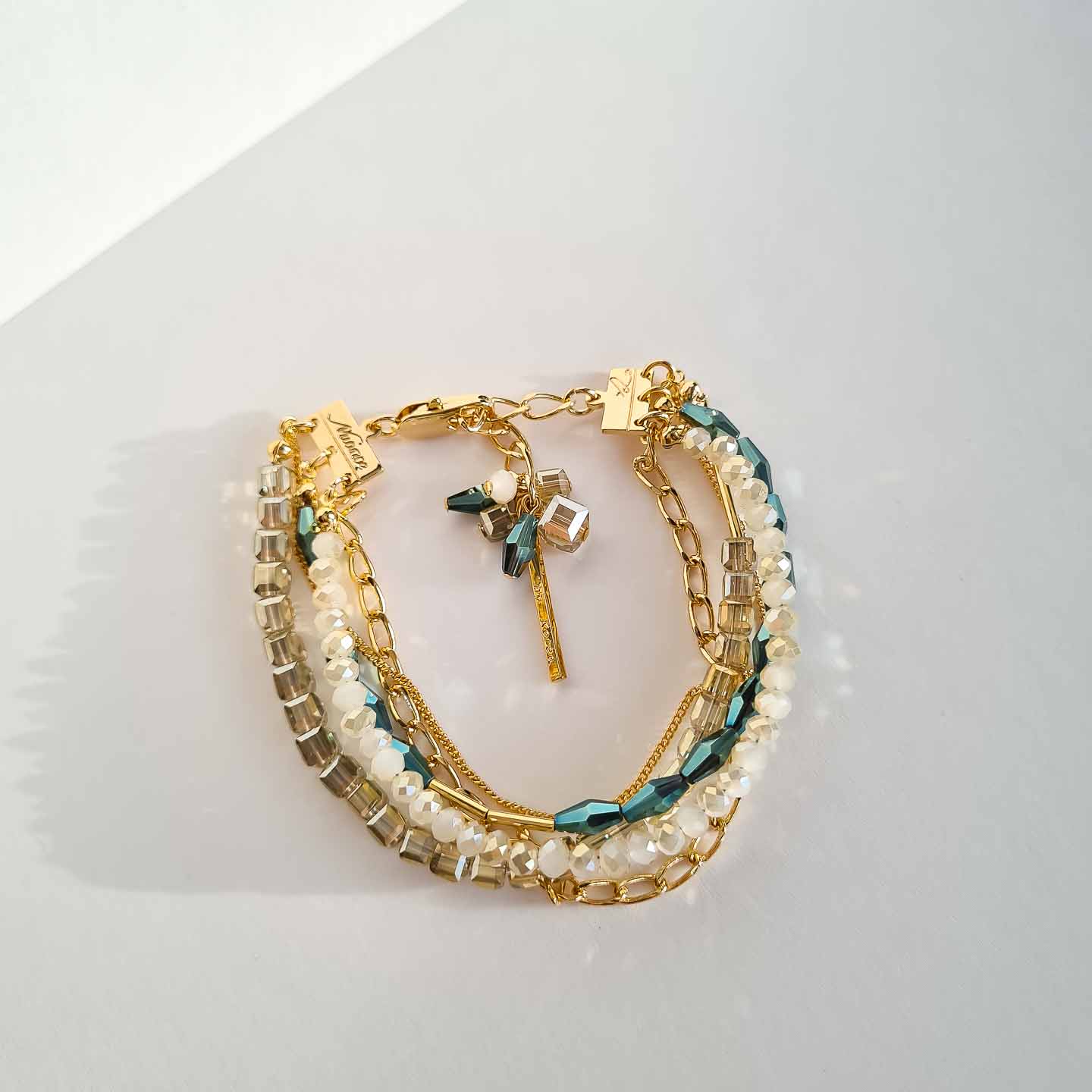 Браслет NUANCE многослойный с изумрудными кристаллами