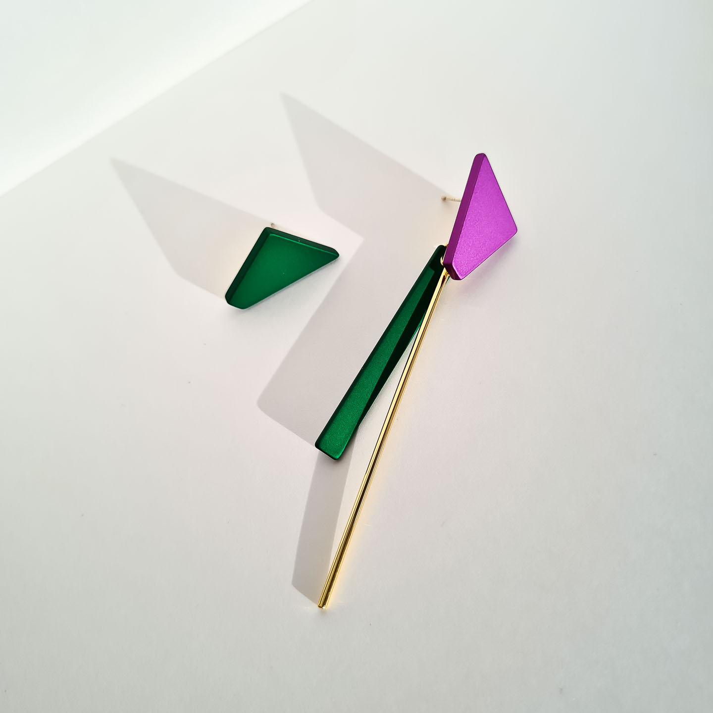 Серьги NUANCE золотистые геометричные двухцветные элементы