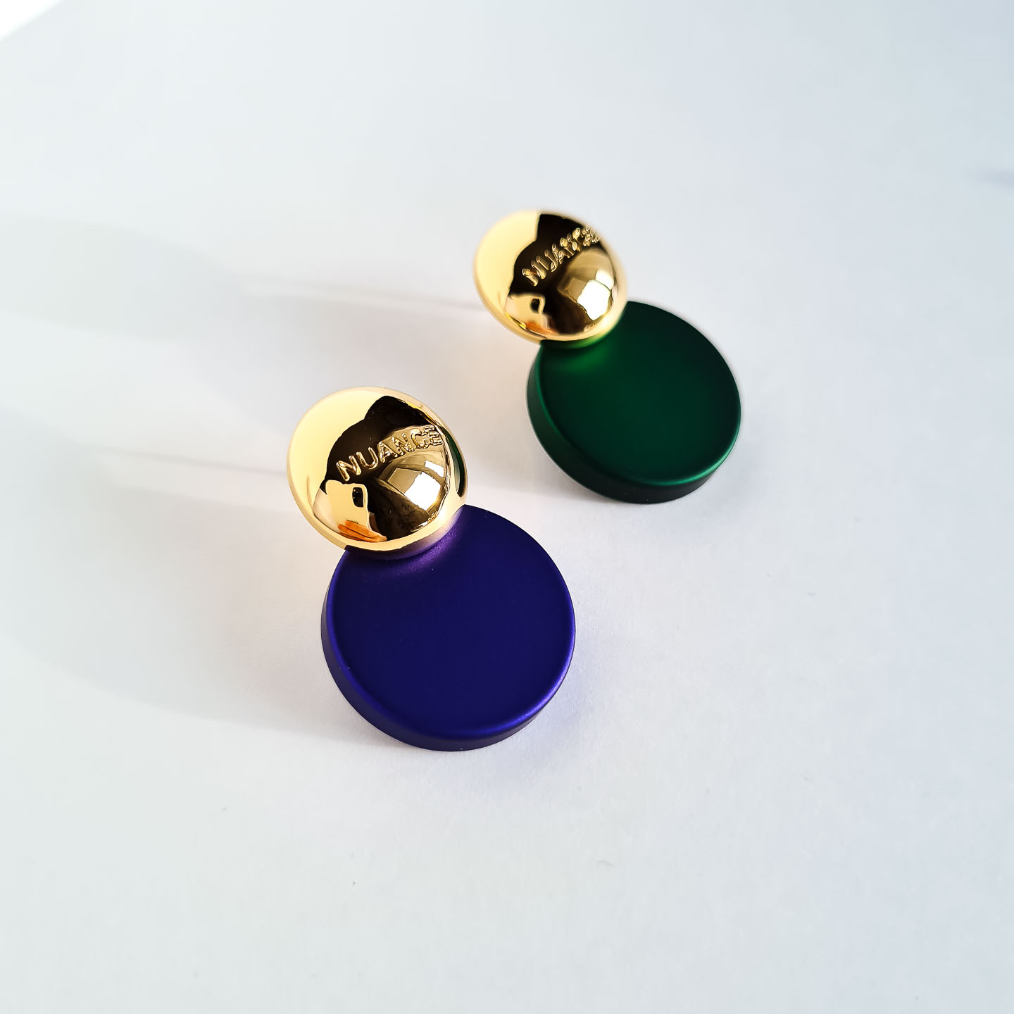 Серьги NUANCE фиолетовые и зелёные медальки