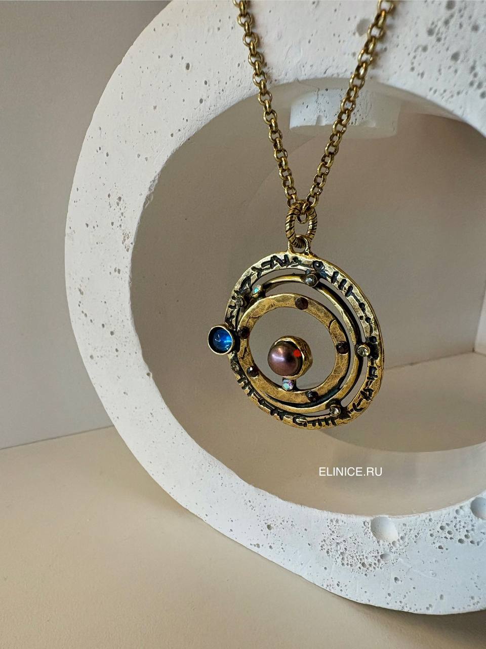 Колье  c гранатом, жемчугом и Swarovski ALCOZER & J C5509C