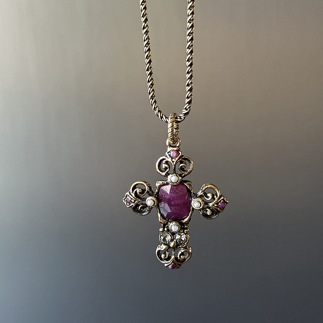 Колье c рубином, жемчугом и Swarovski ALCOZER & J C108FX24