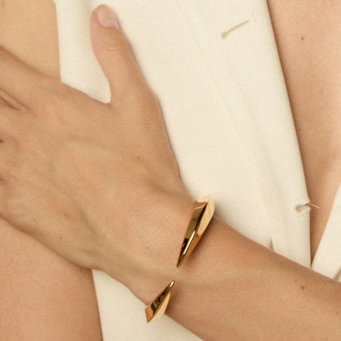 Браслет VIDDA Infinity Gold 02034910