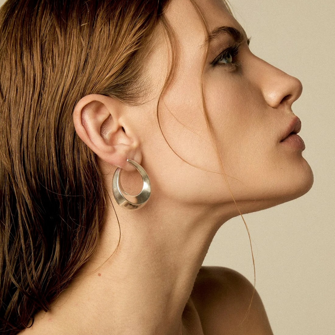 Серьги VIDDA Infinity Gold 02039910