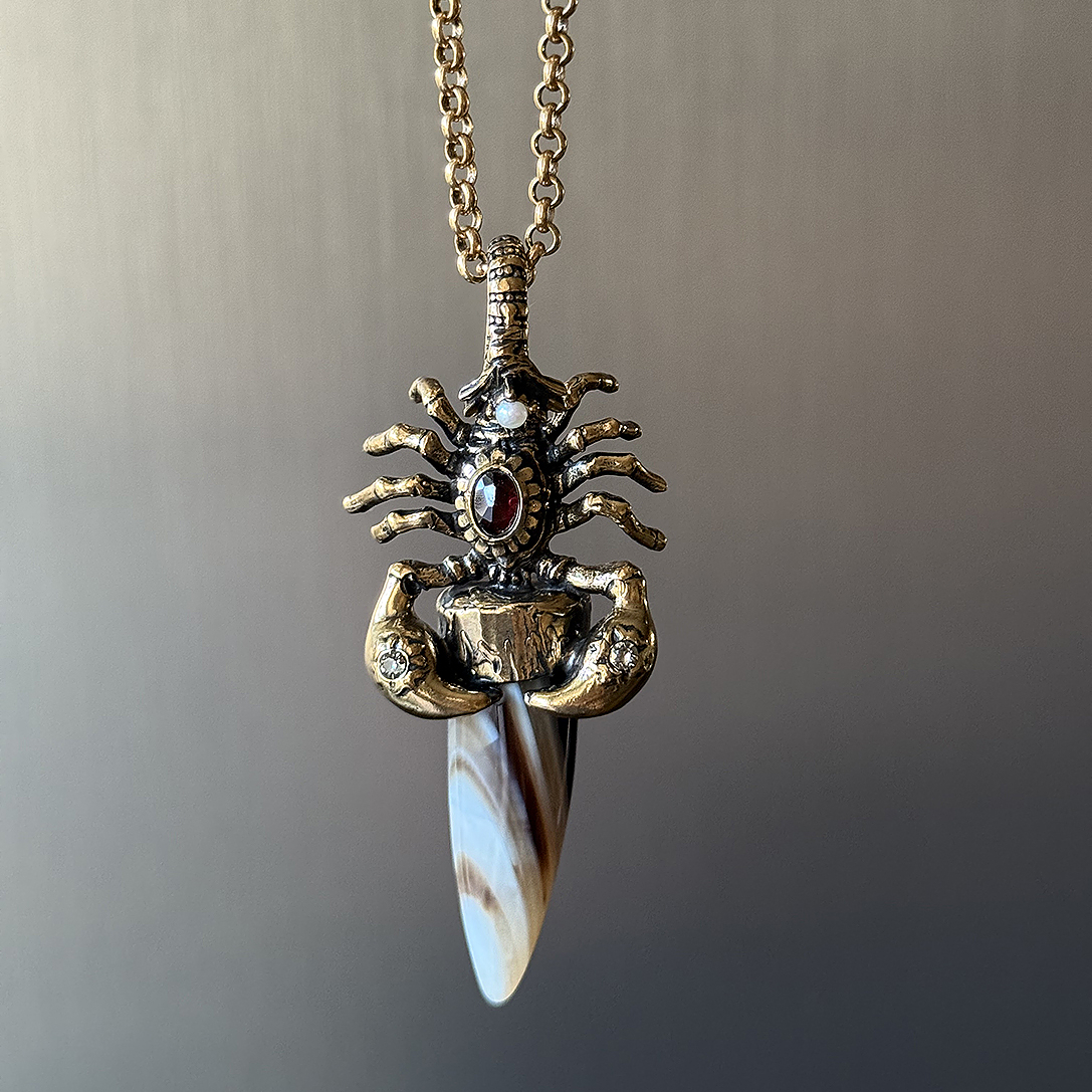 Колье c ботсванским агатом, гранатом, жемчугом и Swarovski ALCOZER & J C88JS24