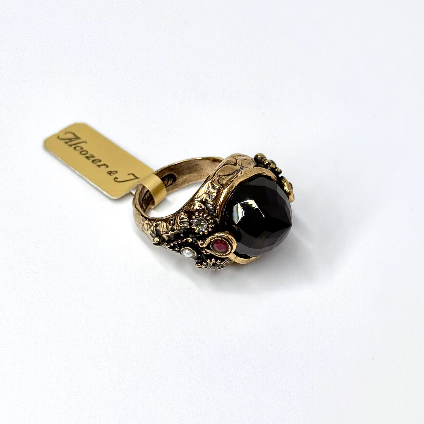 Кольцо с раухтопазом, рубином, жемчугом и Swarovski ALCOZER & J A108PI24