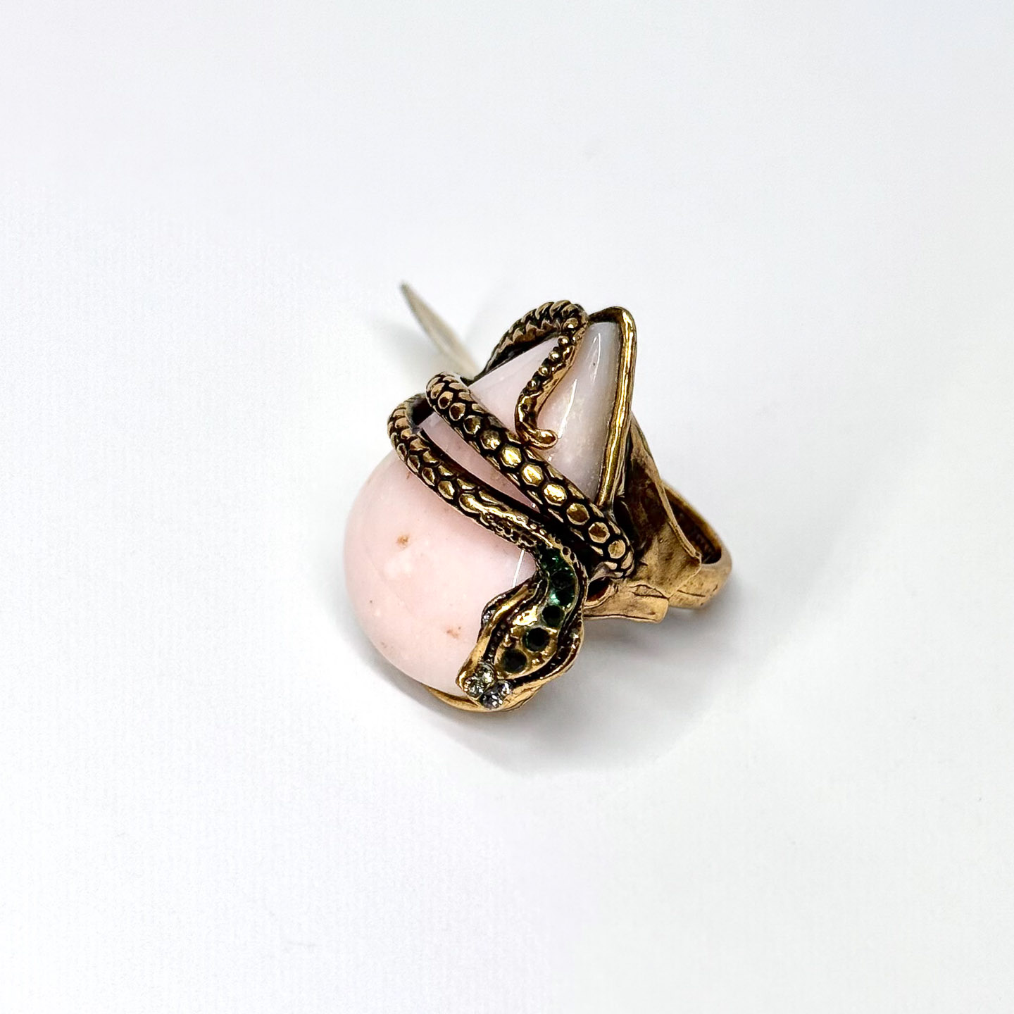 Кольцо с розовым опалом и Swarovski ALCOZER & J A68NN24