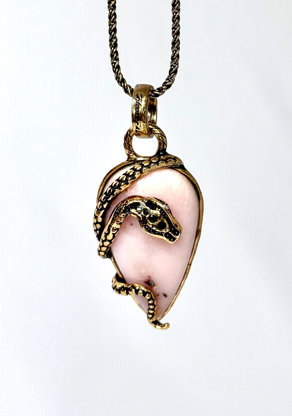 Кольe с розовым опалом и Swarovski ALCOZER & J C68JG24