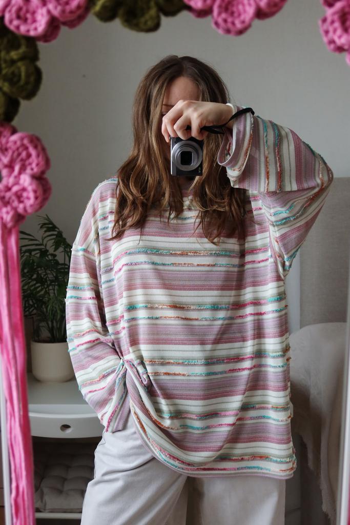 Оверсайз лонгслив из вязаного трикотажа (скоро в наличии)