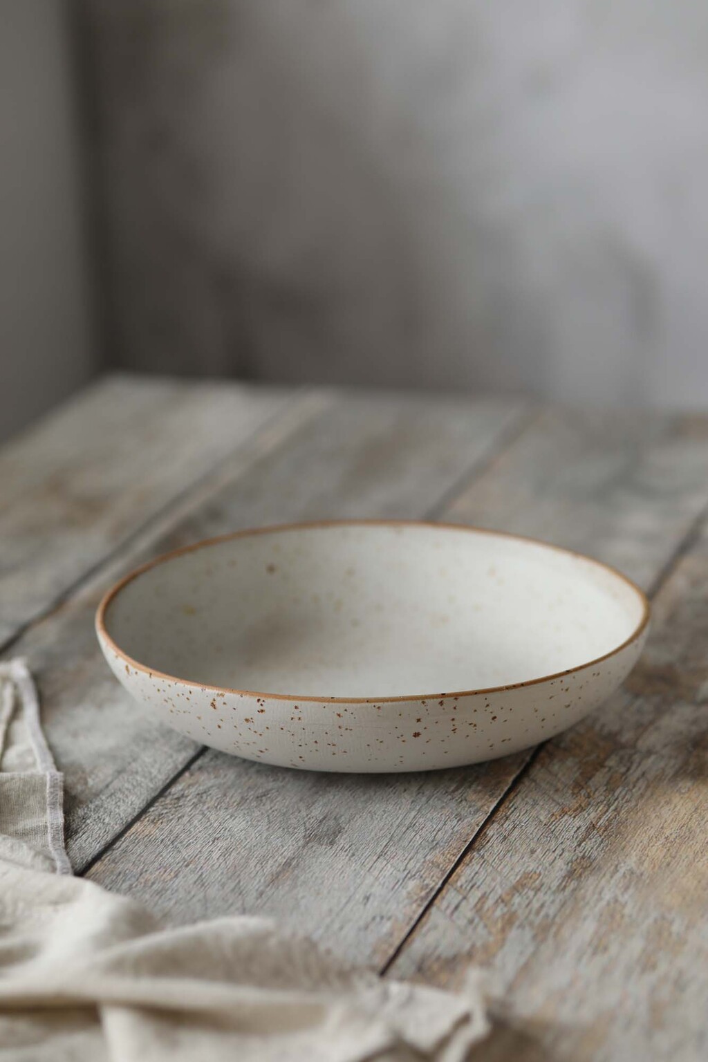 Глубокая тарелка для салата