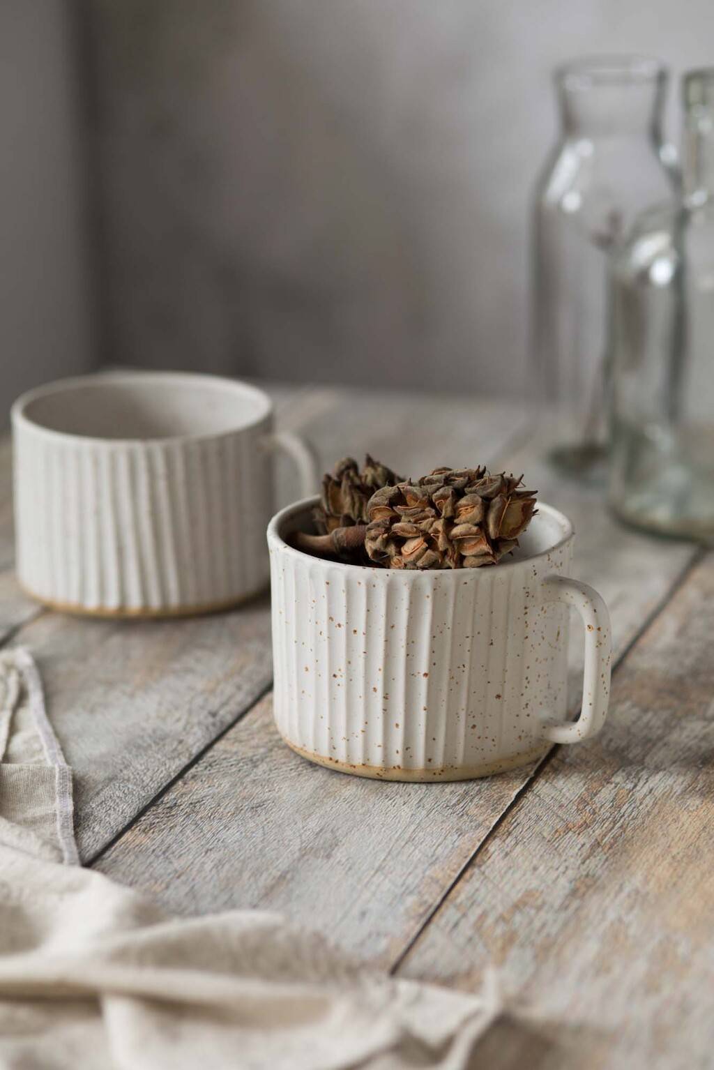 Кружка резная большая