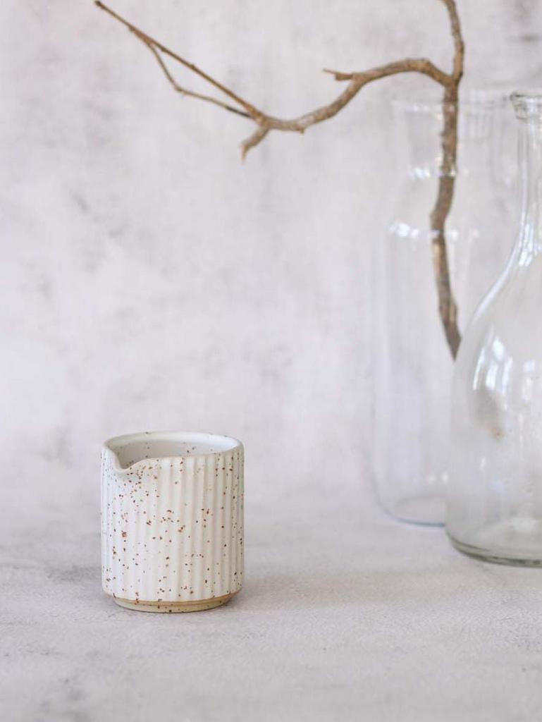 Молочник резной