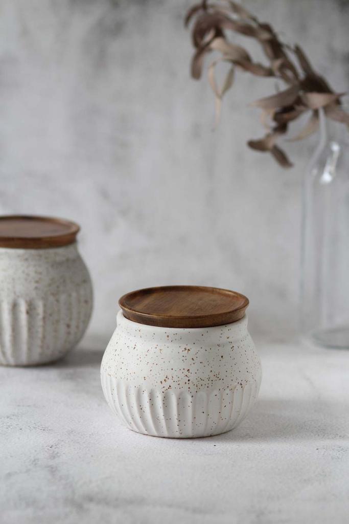 Банка для хранения