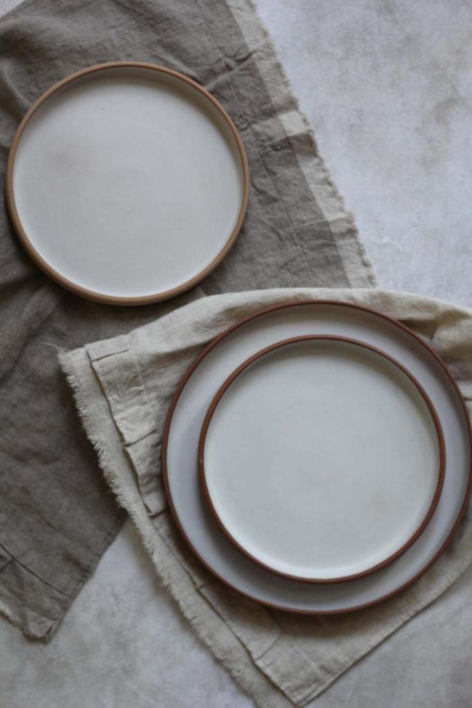 Тарелка с прямым бортом 23 см.